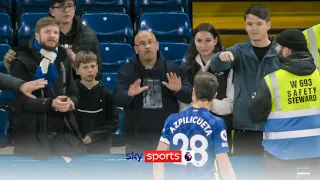 César Azpilicueta confronts Chelsea fans after 4-2 defeat to Arsenal 😳