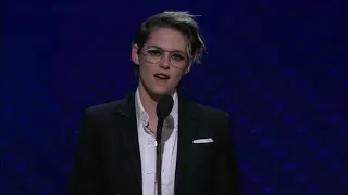 Kristen Stewart salutes Charlize Theron at the 2019 American Cinemateque Awards