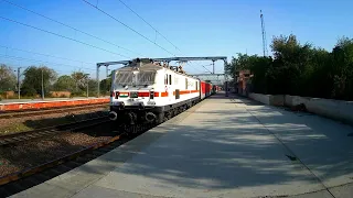 WAP-7 in Angry Mode with Frontier Mail || 130 KMPH Golden Temple Mail Blasting at FDN