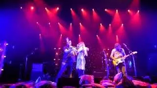 Angus & Julia Stone - Santa Monica Dream, last song (Concert Live Full HD) @ Nuits de Fourvière Lyon