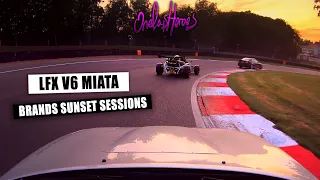 V6 MX-5 vs Ariel Atom - Brands Hatch Sunset Session - RAW Sound MultiCam