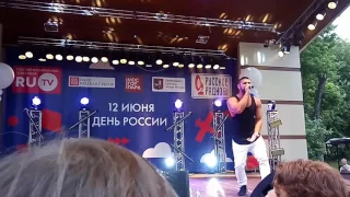 Артем Качер -А может быть.