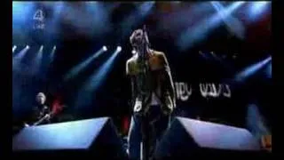 Oasis - Cigarettes & Alcohol (Live at V Festival 2005)