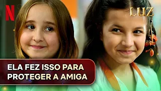 Luz e Nic ficam amigas depois da briga com Sabina | Luz | Netflix Brasil