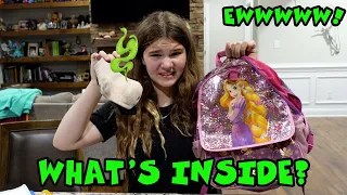 What's Inside My Kindergarten Backpack??