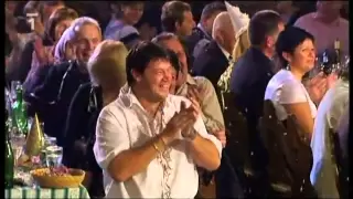 Zdeněk IZER a jeho vtipy - Silvestr 2011 (sestřih) ČÁST 2.