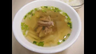 Традиционная корейская кухня: Суп из редьки и говядины или Му гук (무국)