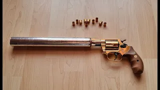 Smith & Wesson Gold, 9mm R.K. Chiefs Special, mit Schalldämpfer