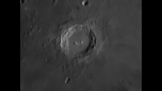 Лунный кратер Коперник через Levenhuk Ra 200N