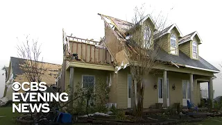 At least 14 dead in Texas and Louisiana after Hurricane Laura