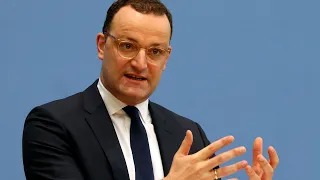 Booster-Impfung: Spahn befürwortet frühere Auffrischungstermine