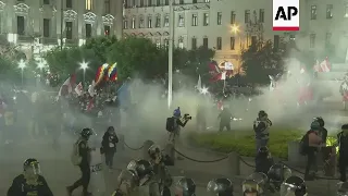 Clashes erupt at anti-government protest in Peru