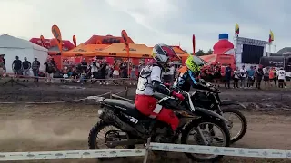 HONDA XR 190L vs HONDA XRE 300 Carreras de enduro Colombia