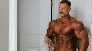 FULL DAY OF EATING 1 WEEK OUT MR. OLYMPIA