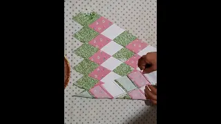 Sew the mat with three color strips