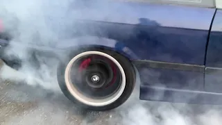 BMW E36 328i Burnout