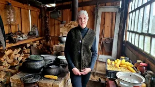 The hard life of a girl in a remote village in Ukraine. Cooking borscht in the oven