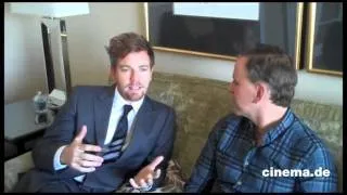 Ewan McGregor - Interview For "Beginners"