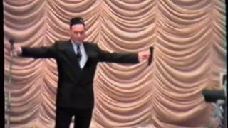 Ильхам Шакиров танцует