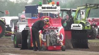 Modified 0,95t @ Tractor Pulling Füchtorf 2012