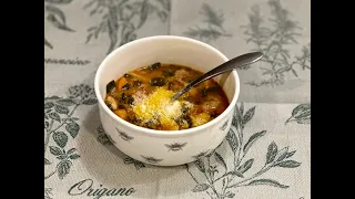 HEARTY TUSCAN CANNILLINI SOUP