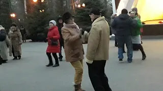 На берегу Чу я тебя ищу!!!Танцы в парке Горького!!!Харьков 2021