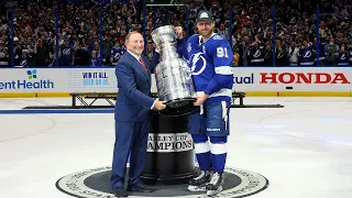 Tampa Bay hoists Stanley Cup for 2nd-straight year