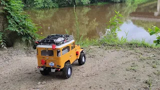 FMS Toyota FJ40 First Run and Small Fire