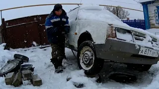 Зимний запуск Таврии  , откопал и выехал  из снежного плена. ЗАЗ  1102