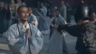 Shaolin monk faced thousands of soldiers alone🔥 Even the general shrunk under his incredible Kungfu!