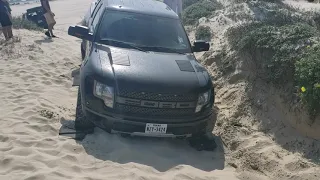 Ford Beach Fails. Stuck F450, Raptor, and F150s.