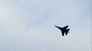 Raptor killer SU-35S. Extreme maneuverability. Paris Air Show -2013