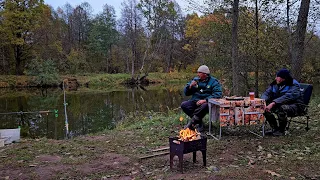 Последняя Удачная Рыбалка в Этом Году. Рыбалка с Ночевкой на Фидер Осенью. Закрытие Сезона по Лещу.