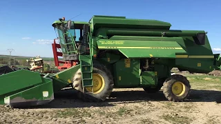 John Deere 2256 combine harvester + detailed specs