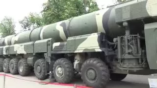 Пересувний стратегічний ракетний комплекс "Тополь" / Self-contained launcher PGRK "Topol"