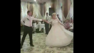 Перший весільний танець-сюрприз від Олі та Тараса. Студія танцю молодят One Love