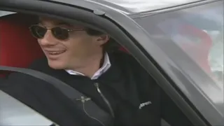 Ayrton Senna voando baixo e Suzuka de Honda NSX