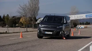 Citroën SpaceTourer 2016 - Maniobra de esquiva (moose test) y eslalon | km77.com