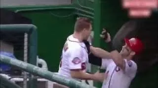 Bryce Harper Fights Jonathan Papelbon in the Dugout