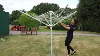 The correct way to tighten the lines on a Rotary Washing Line