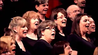 A Great and Good Queen: Sue Fink leading the Angel City Chorale