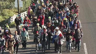 Flüchtlinge in Mexiko: Die Karawane der Verzweifelten | SPIEGEL TV