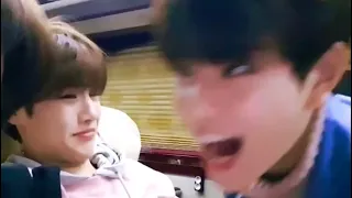 Just Seungmin and Jeongin bullying each other (yes it’s 20 minutes)