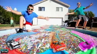 GIANT RC MAGIC TRACKS VS ORBEEZ ADVENTURE!