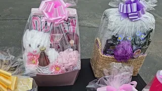 Selling Mothersday baskets on the street. I talked myself out of a $190 sale!!!🤦‍♀️🤷‍♀️