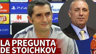 La curiosa aparición de Stoichkov en conferencia de Valverde