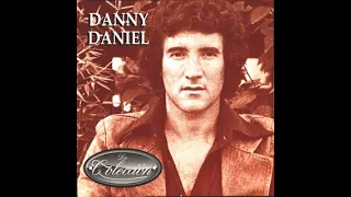 Por el amor de una mujer - Danny daniel (Letra)