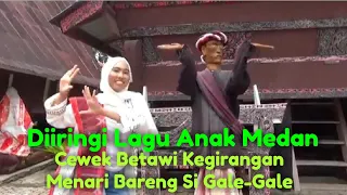 Manortor Bareng Si Gale-Gale Diiringi Lagu Anak Medan