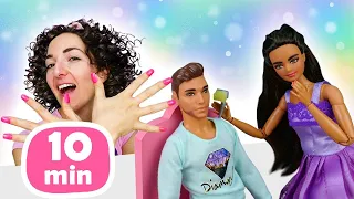 Il salone di bellezza di Barbie. Giochi del parrucchiere con le bambole per bambini