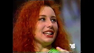 Tori Amos - Crucify + Imagine live @ Maurizio Costanzo Show 15-06-1992